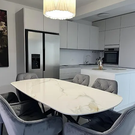 アパート Max Banjol