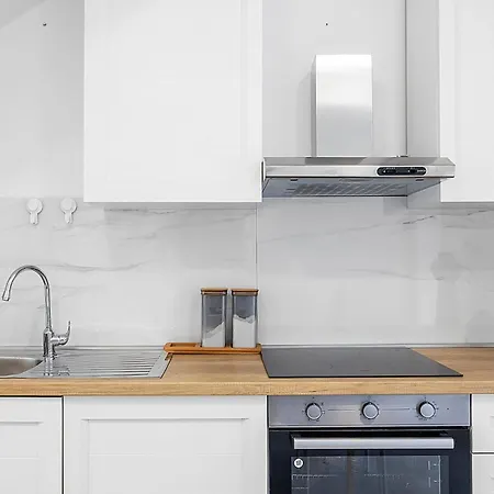 Max Apartment Banjol